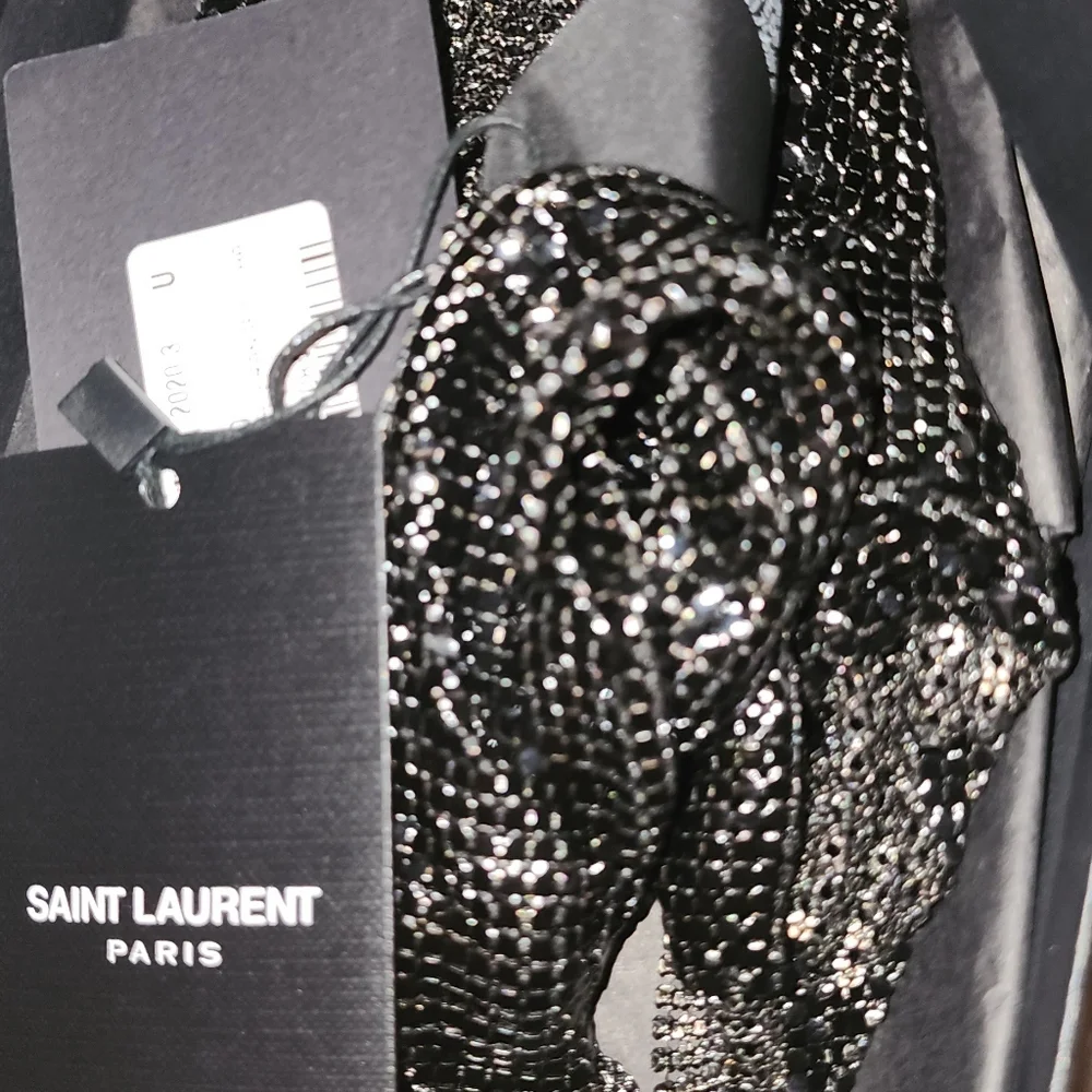 Black Mesh Evening Scarf - Picture 5 of 6